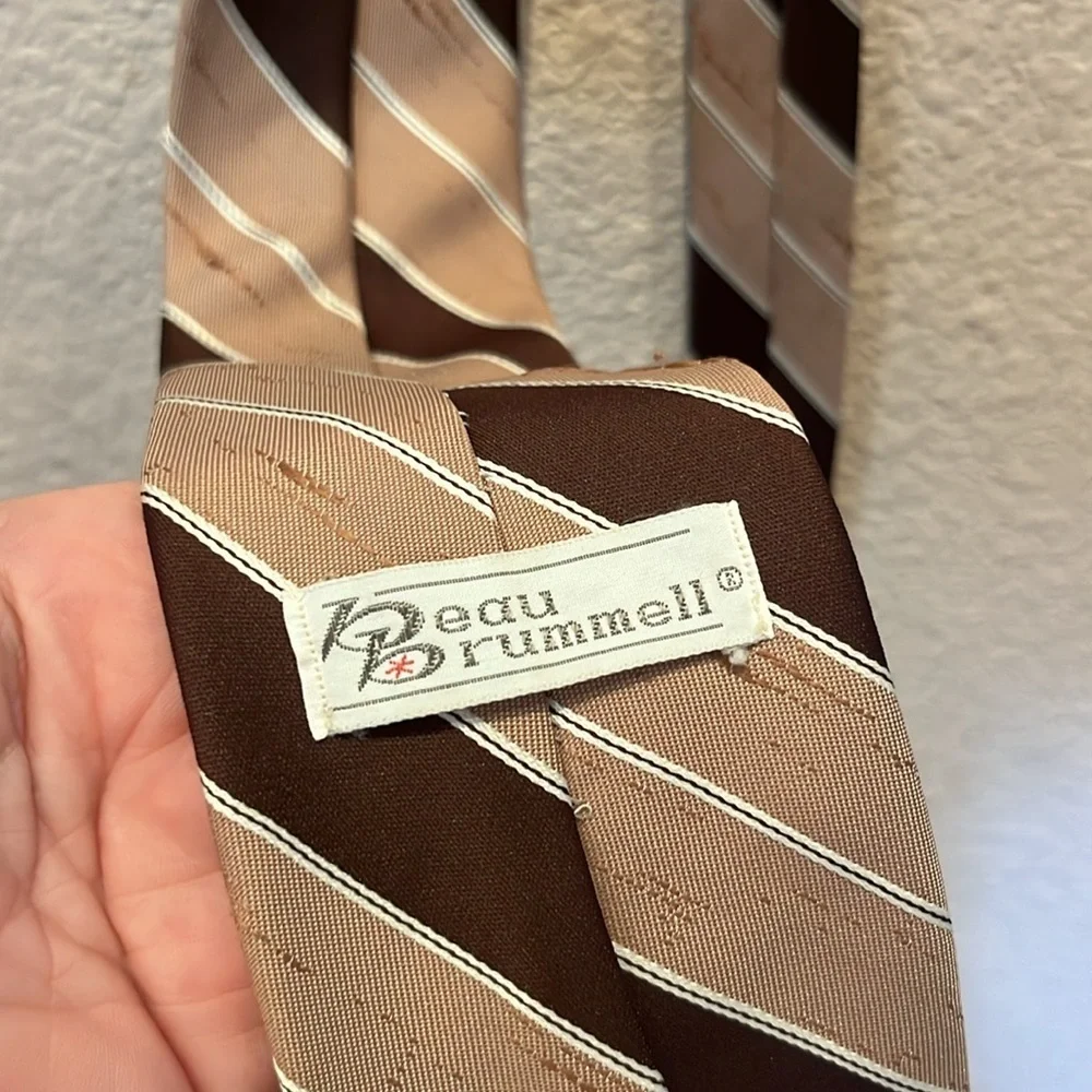 Vintage Beau Brummell Men’s Neck Tie Striped Neutral